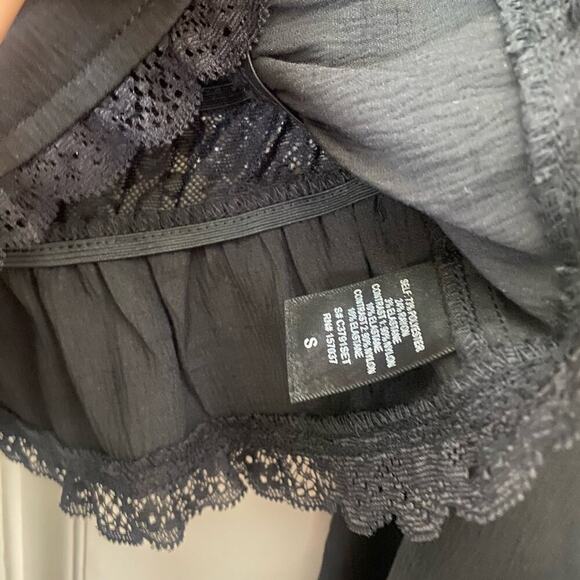 Isalis Day Of Gratitude Two Piece Skirt Set (Black) S - Picture 7 of 8